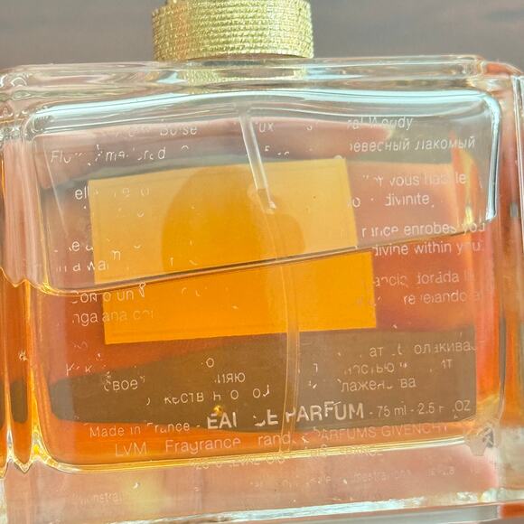 Dahlia Divin by Givenchy for Women 2.5 oz Eau De Parfum Spray - Picture 5 of 8